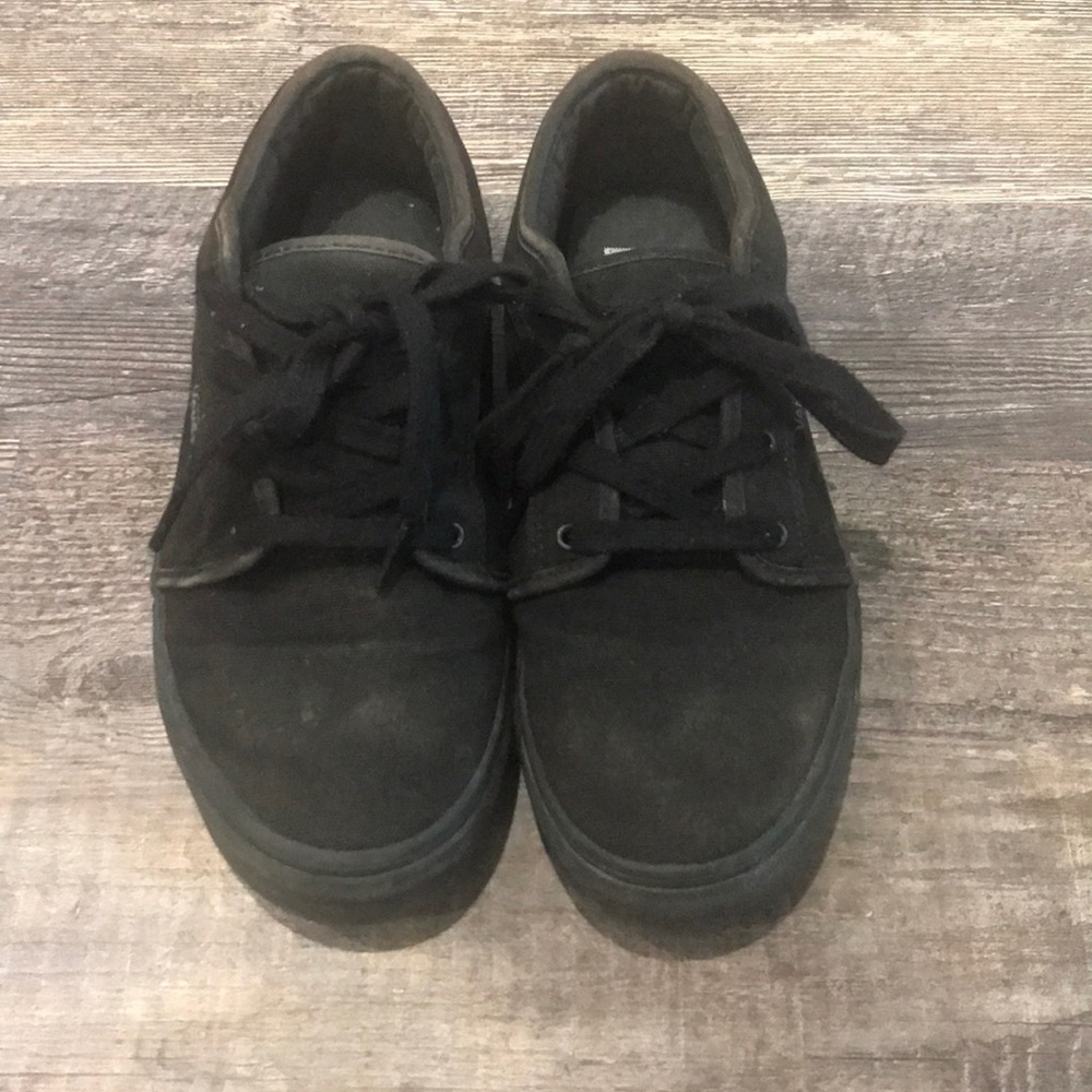 Used Black Youth PRO Vans skateboard shoes